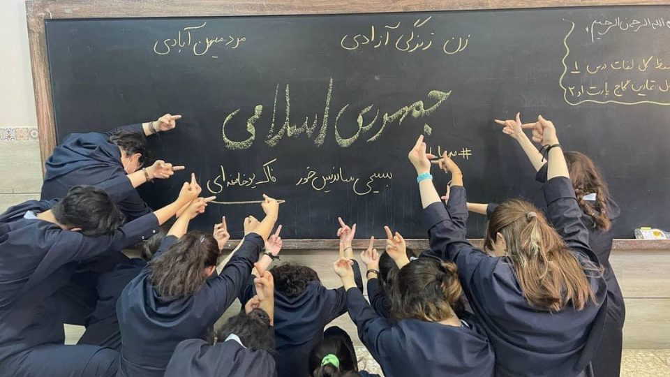 The Islamic regime will end with a woman’s revolution, DW Arabic, 4 October 2022